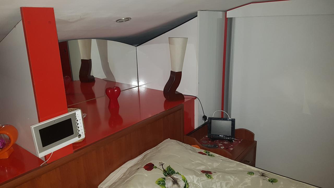 Батуми, 5 Комнатная Extérieur photo