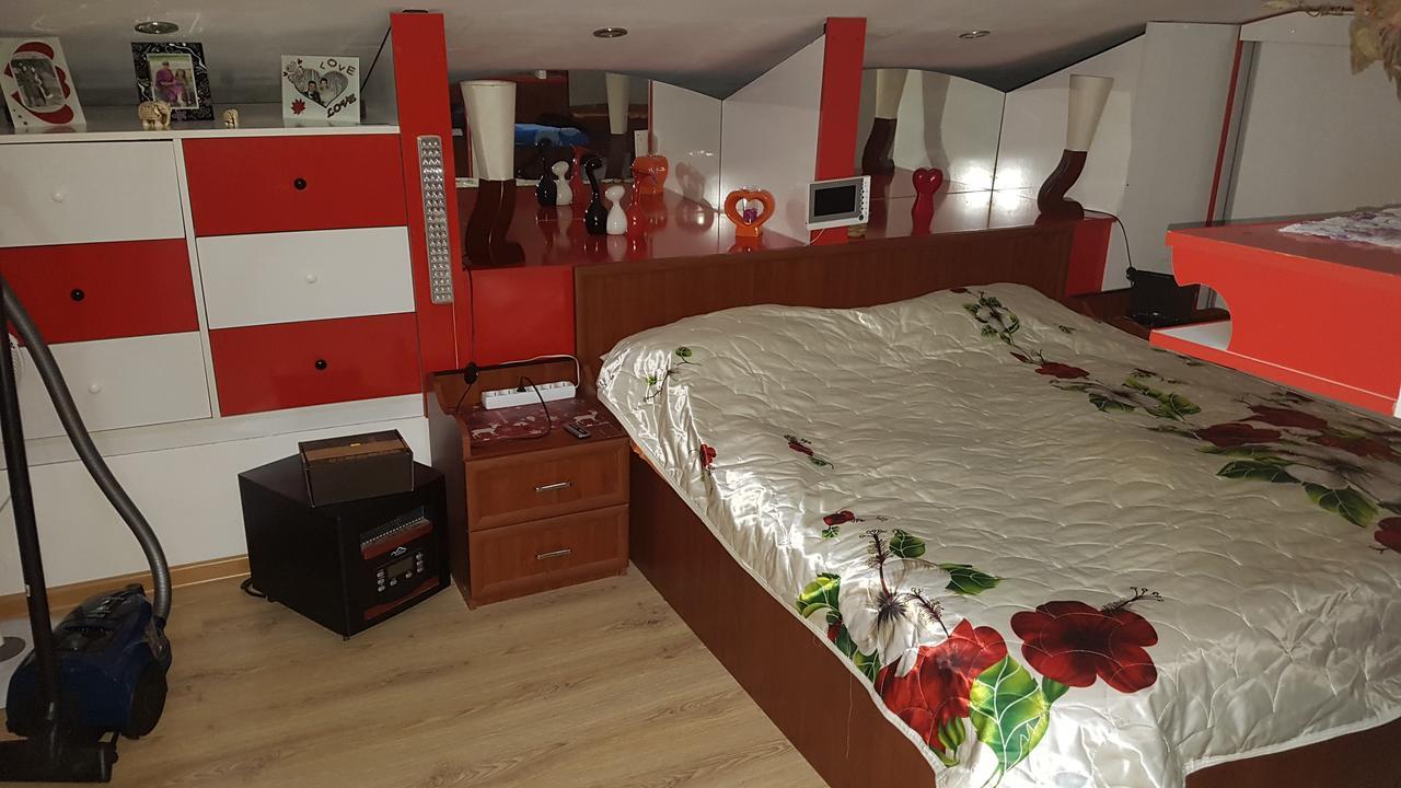 Батуми, 5 Комнатная Extérieur photo